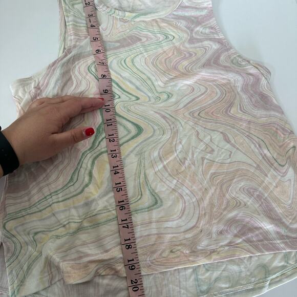 Old Navy Pink Swirl Pop UltraLite Sleeveless Active Tank Top Size Small Athletic - Picture 7 of 7
